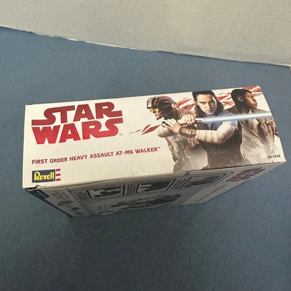 Star Wars The Last Jedi First Order Heavy Assault AT-M6 Walker Model 85-1649